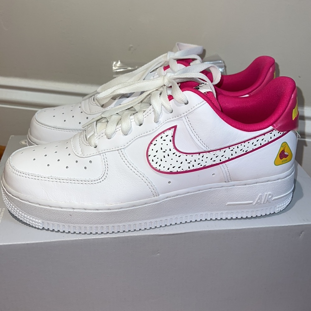 Nike Air Force 1 '07 LX - Picture 4 of 11